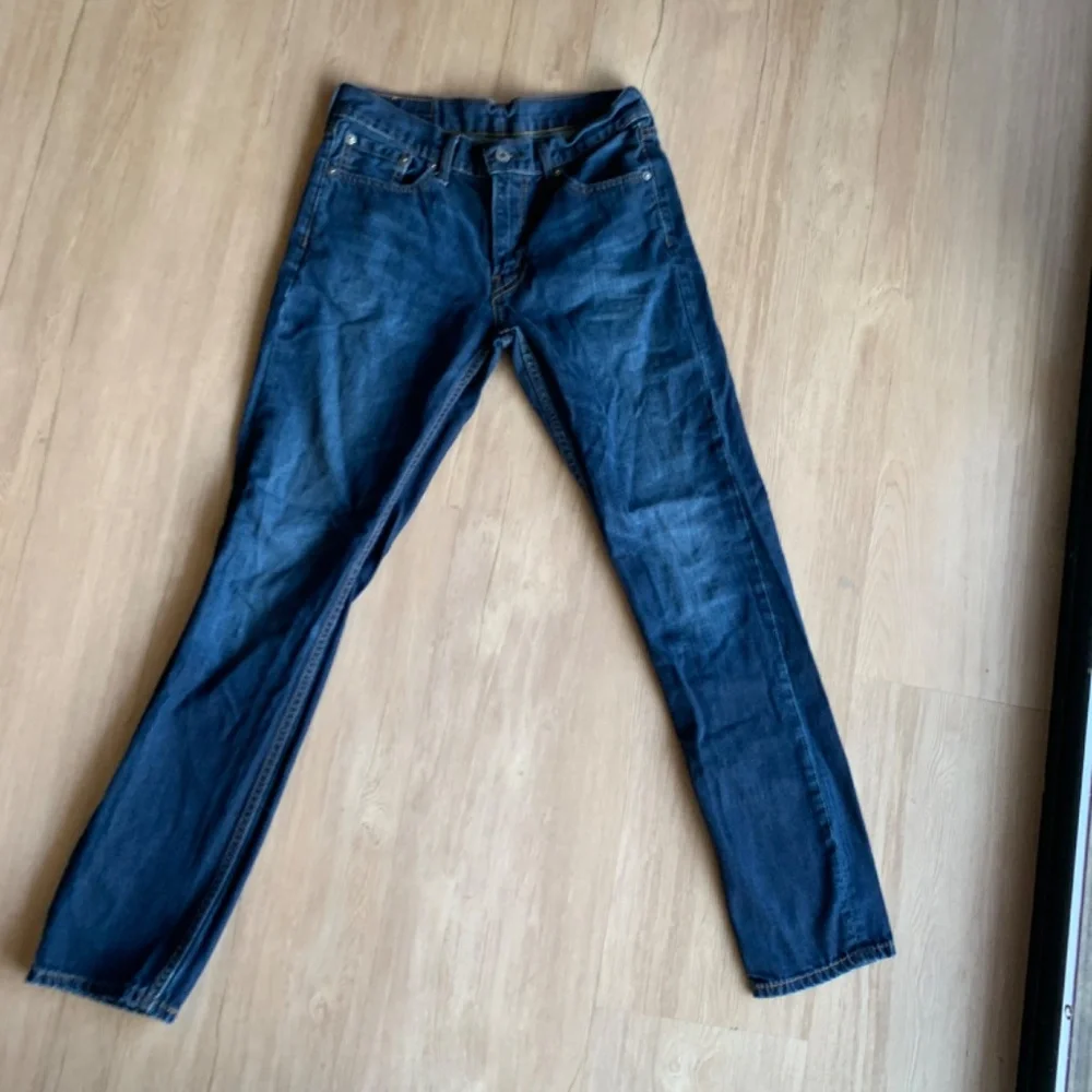 Levis 511 Jeans Men’s 30X32 Blue 511 Slim Fit Denim Med Wash straight leg
